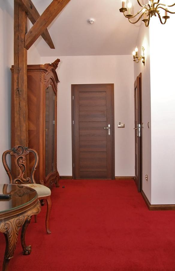 Palac Klanino Exterior photo